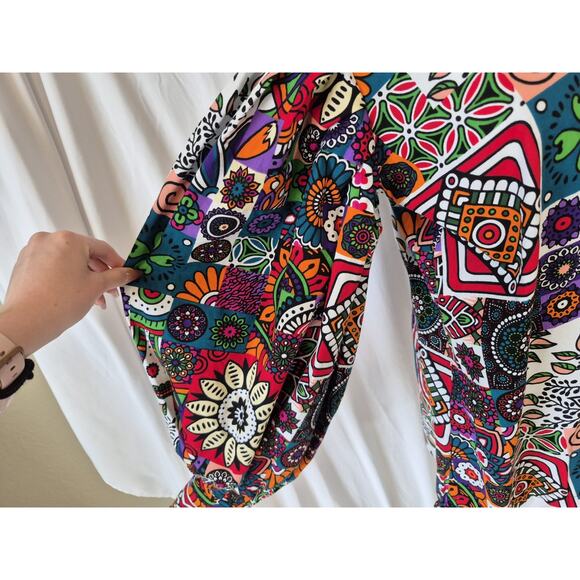 Anthropologie Multicolor Graphic Puff Sleeve Blouse Top Medium Eye Catching - Picture 4 of 7